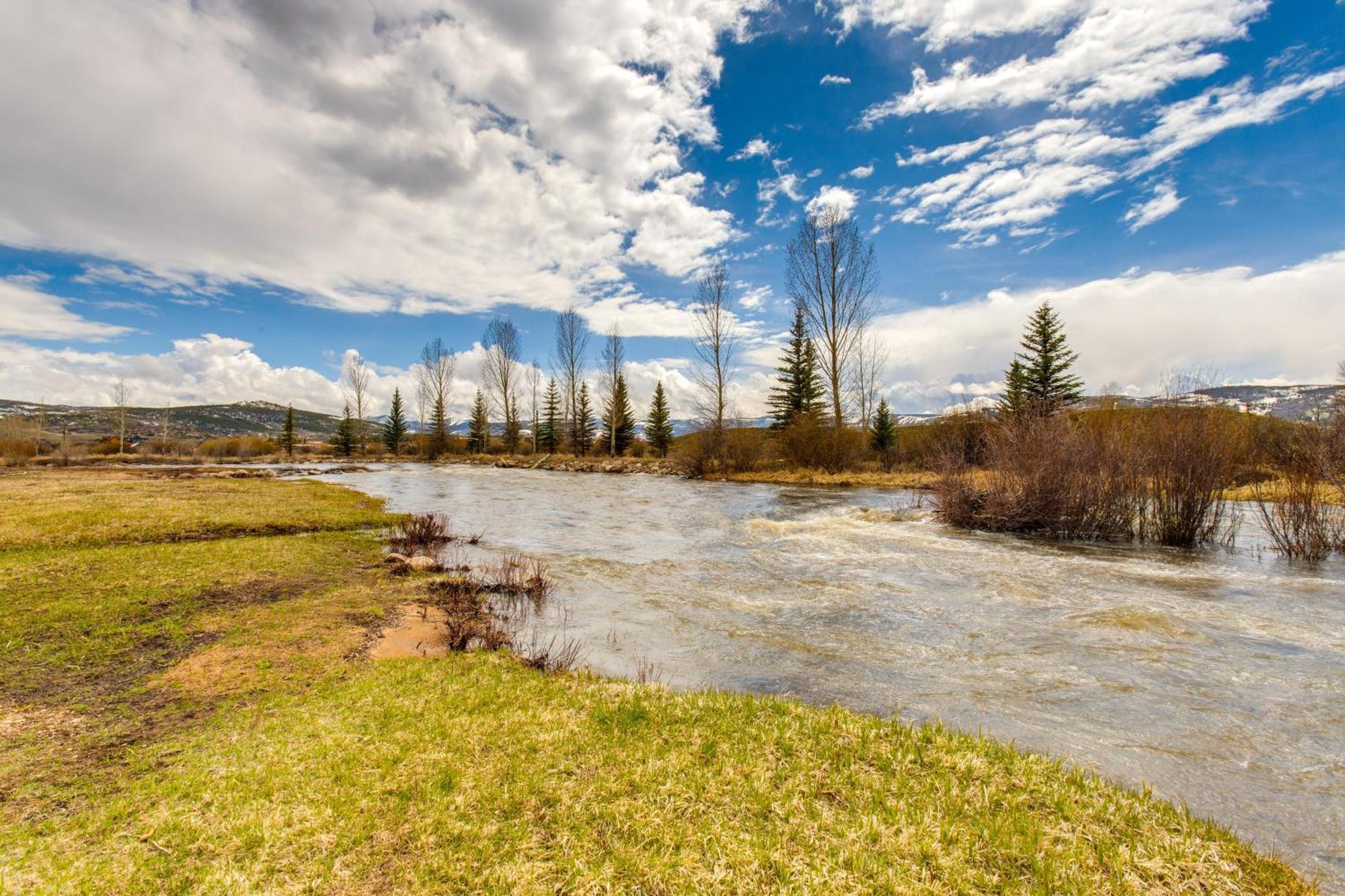 Riverfront Cabin About 4 Mi To Granby Ranch! Exterior foto